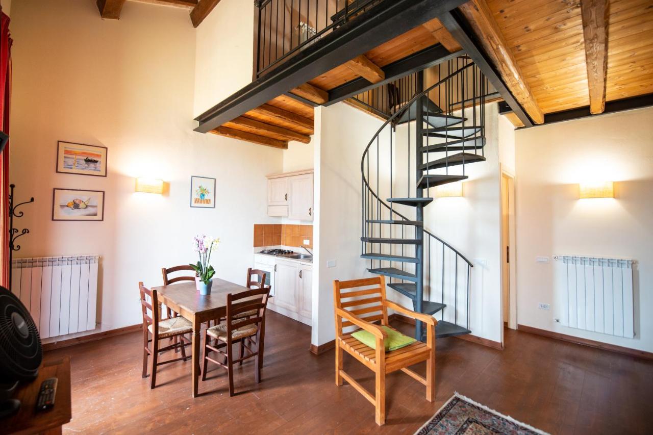Agriturismo Lago Di Mezzano Valentano Exterior foto