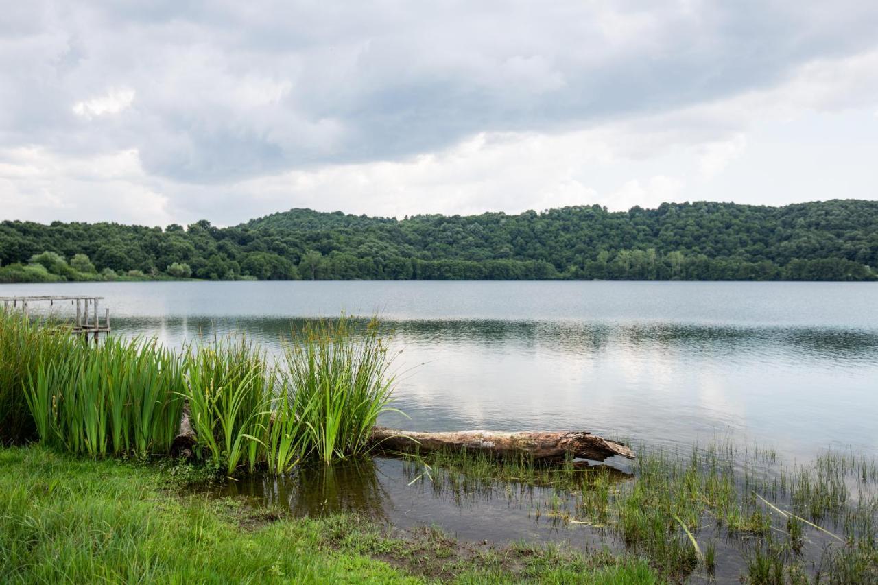 Agriturismo Lago Di Mezzano Valentano Exterior foto