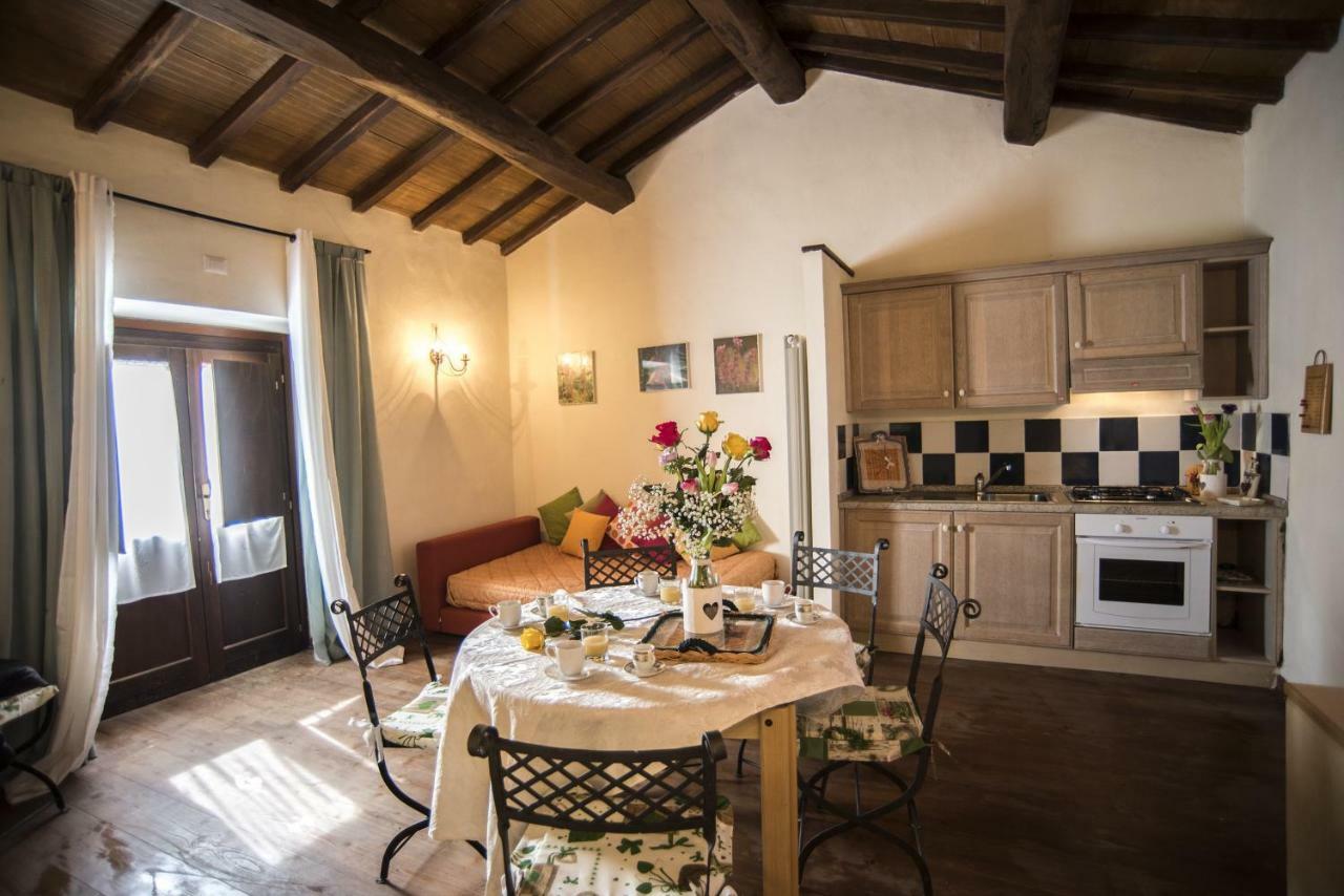 Agriturismo Lago Di Mezzano Valentano Exterior foto